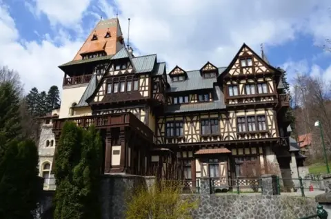 Tout ce que vous devez savoir sur le château de Pelișor