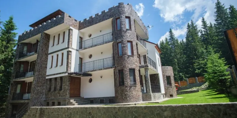 Castelul de Piatra, photo 1 sur 75