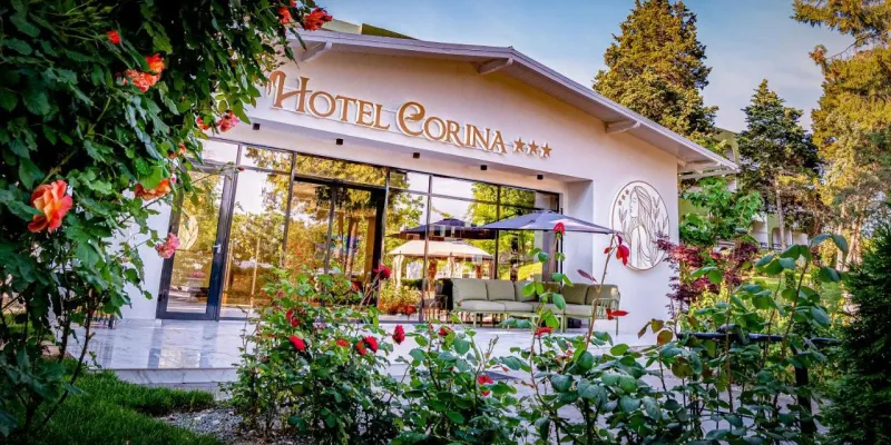 Corina, photo 1 sur 139